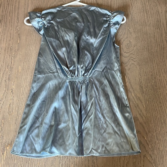 BCBG Silk Ruffle Neck Blue blouse in a size XS - Picture 5 of 9